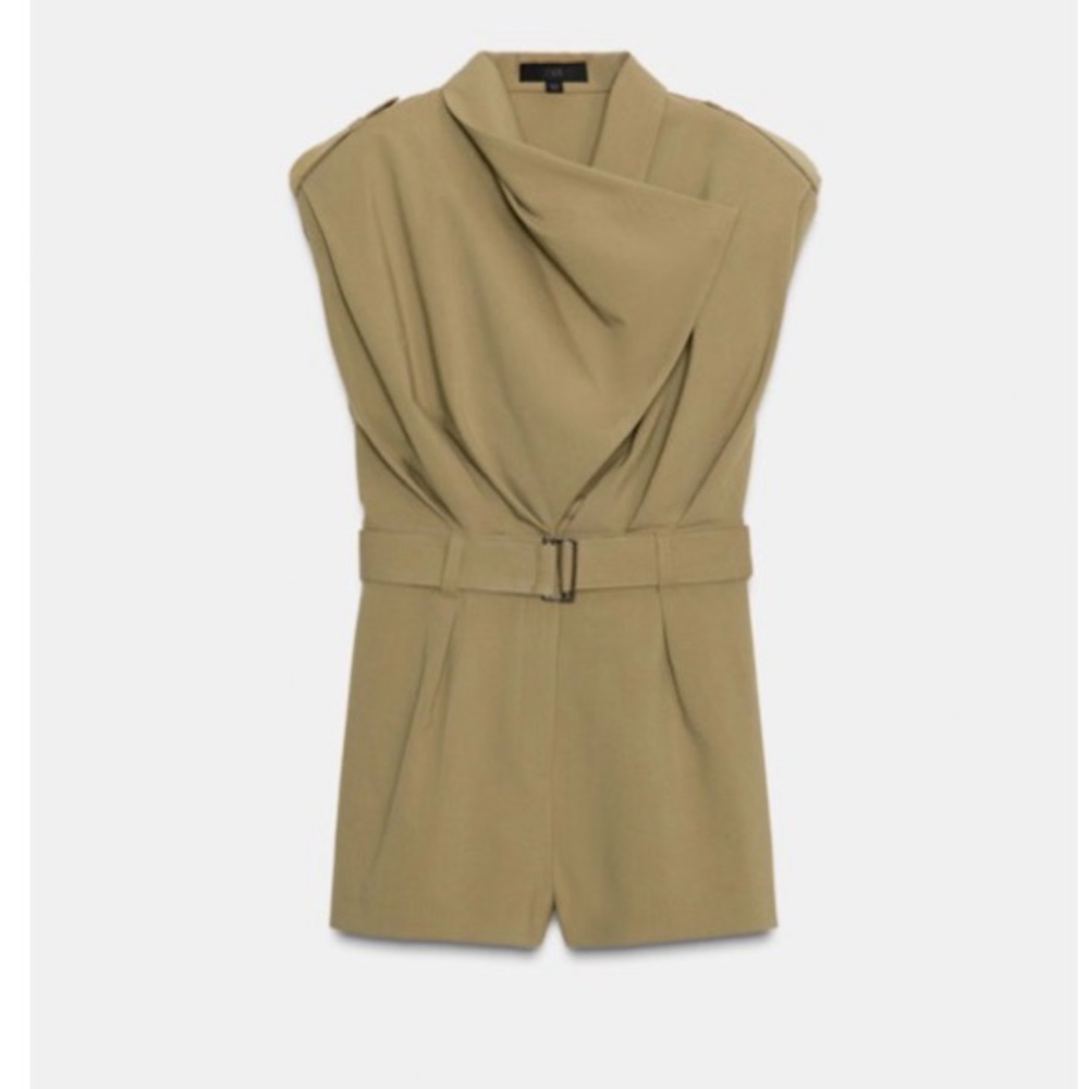 SHOULDER PAD BELTED SHORT JUMPSUIT
LIGHT KHAKI 0/3152/237/506/02